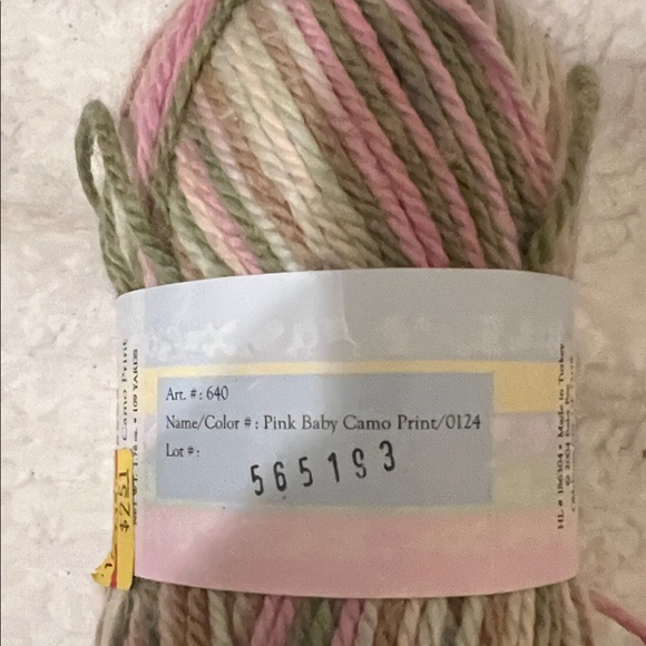 Multicolor Yarn Set - Picture 10 of 11